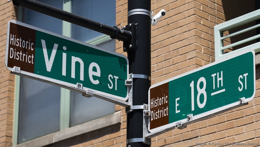 20220714cleaver238av 900xx3895 2195 221 284